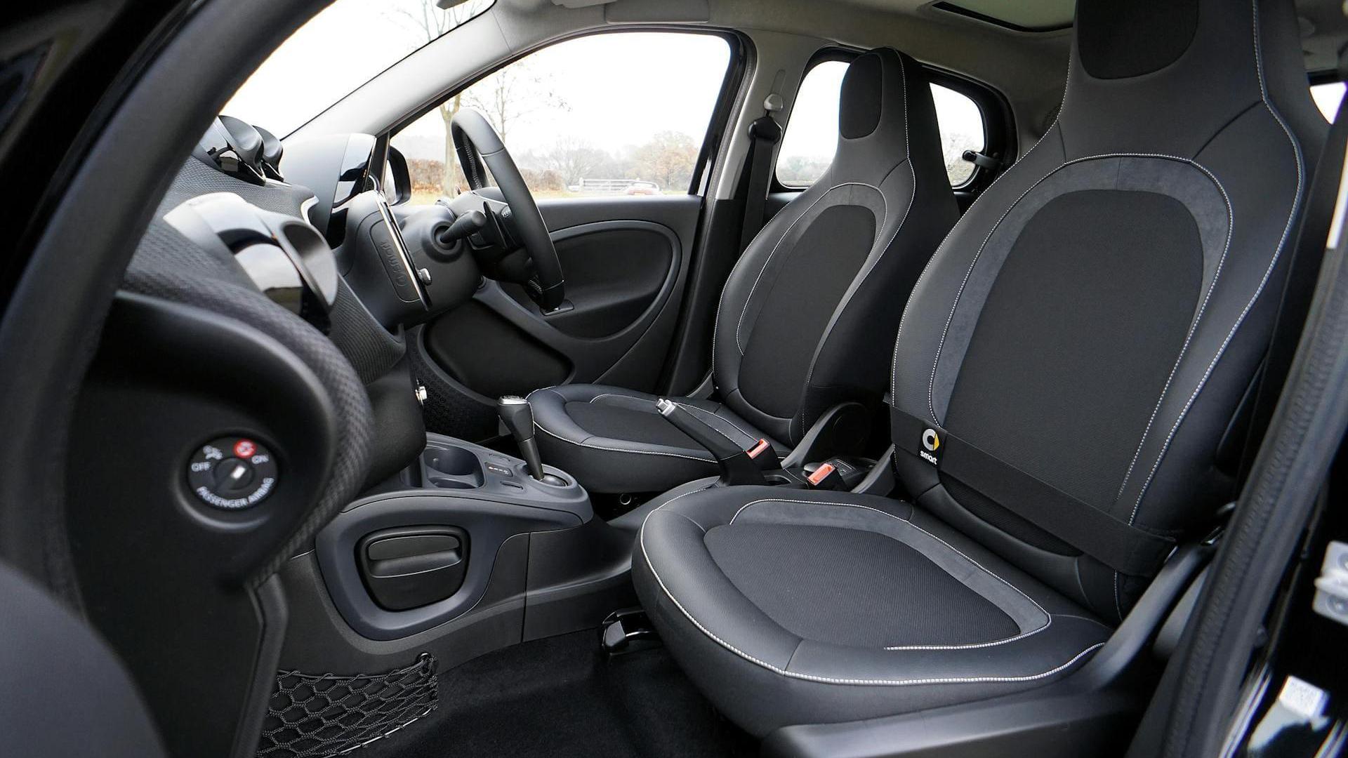 Mercedes-Benz C300 4MATIC 2024